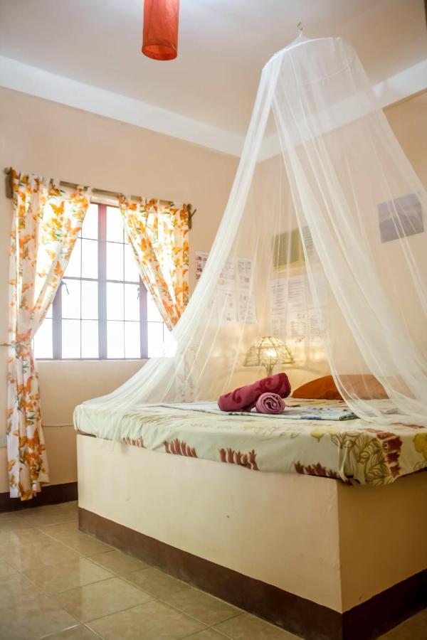 Puerto Galera Hostel Eksteriør bilde