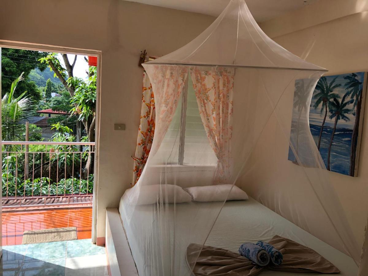 Puerto Galera Hostel Eksteriør bilde