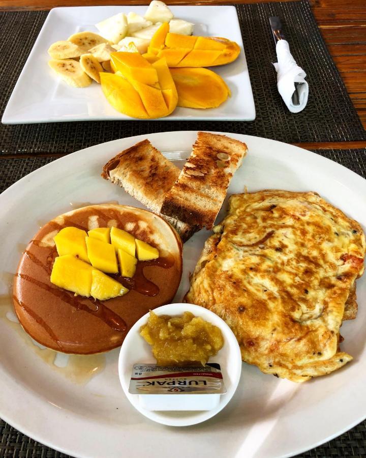 Puerto Galera Hostel Eksteriør bilde