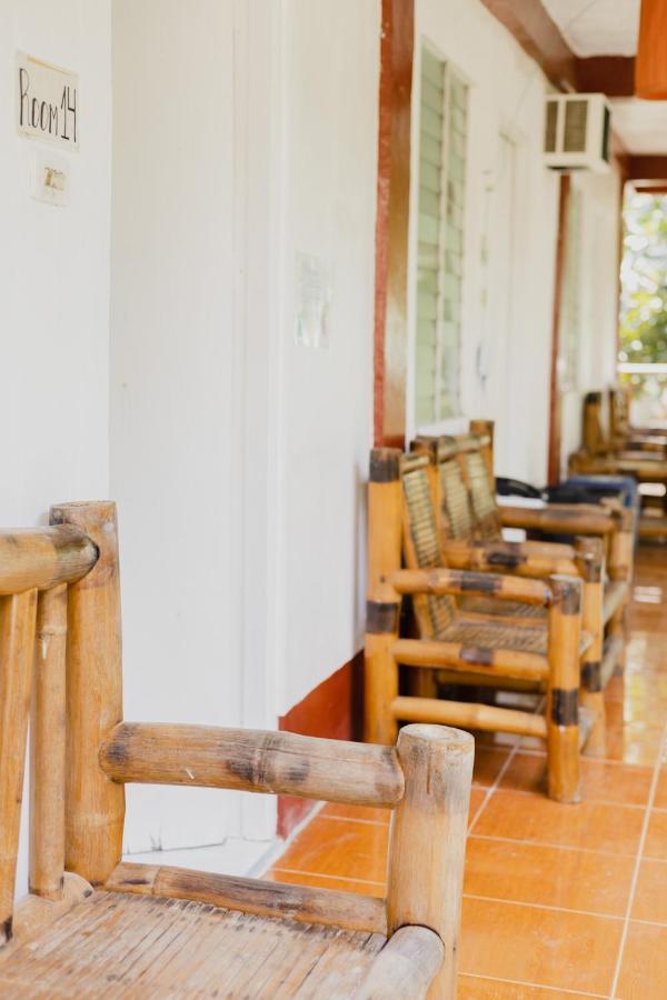 Puerto Galera Hostel Eksteriør bilde