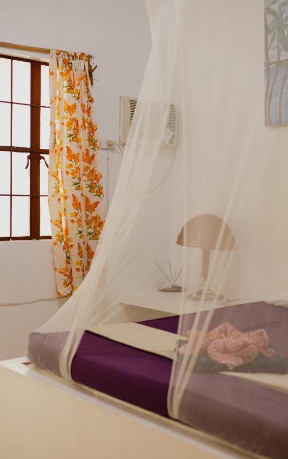 Puerto Galera Hostel Eksteriør bilde